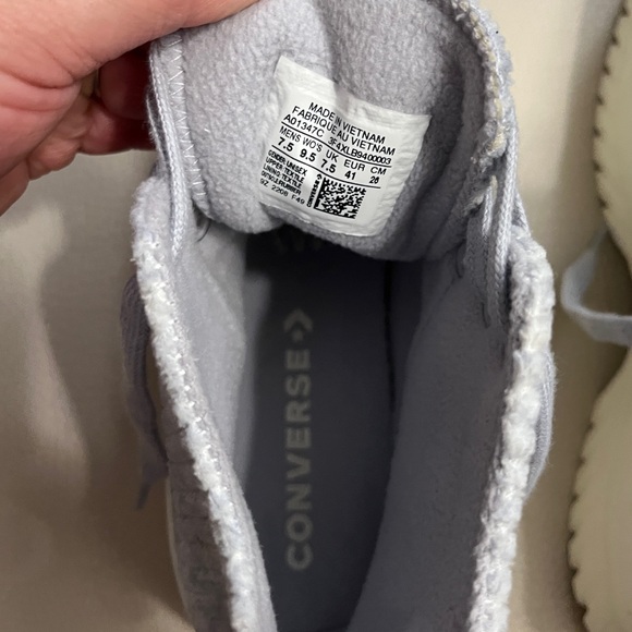 Converse Unisex Chuck Taylor All Star Lugged 2.0 Velour - EU 41/Men US 7.5 - Picture 8 of 11